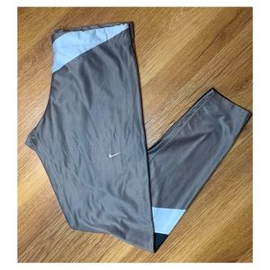 Nike Dri-Fit Women’s Multicolored leggings